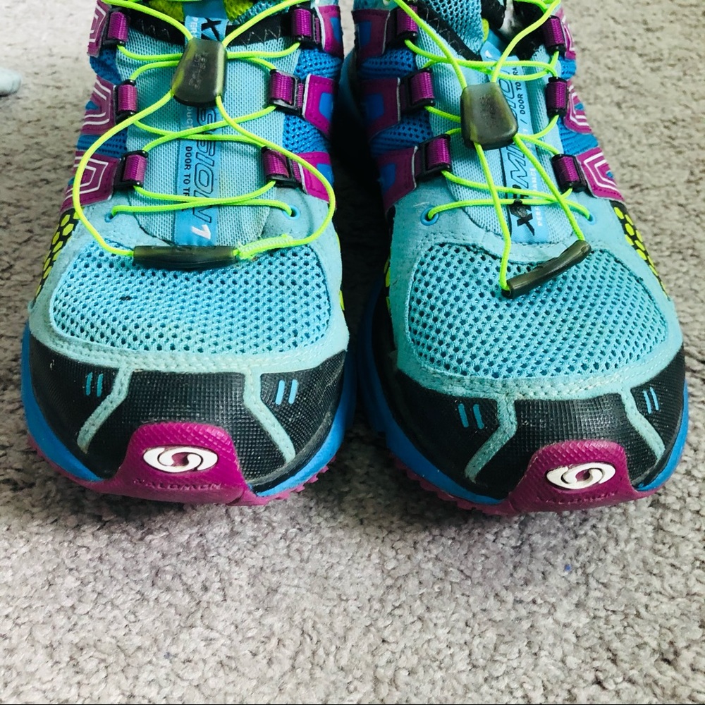 Salomon Trail Running Sneakers